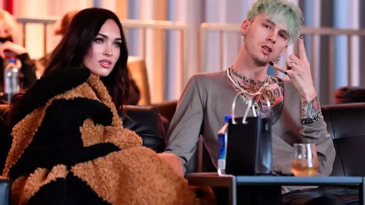 Megan Fox, telefonunda rahatsız edici içerikler gördüğü Machine Gun Kelly’den ayrıldı